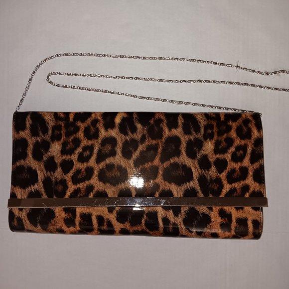 WOMEN'S LEOPARD PRINT CLUTCH PURSE - Picture 10 of 10